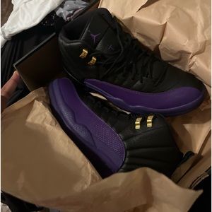 Brand new hit me 📲